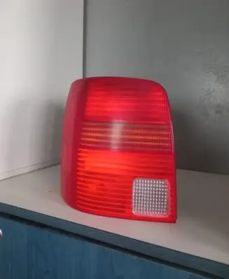 Volkswagen PASSAT B5 Rear/tail lights 389945111F