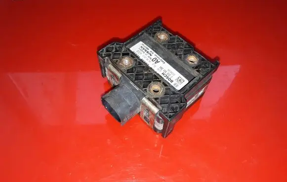 Nissan Qashqai Distronic sensor radar 284384EA5B 0203300384 03300384