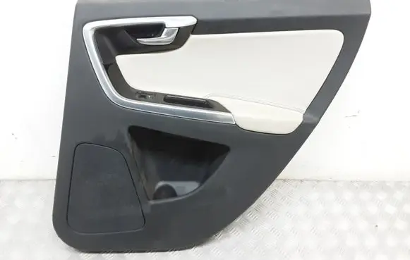 Volvo XC60 Rear door card panel trim 30766413