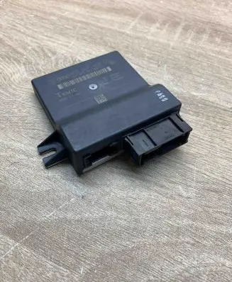 Audi A6 S6 C6 4F Gateway control module 4F0907468D