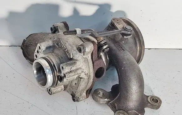 Volkswagen Golf VII Turbo 604C145702R 604C1457028