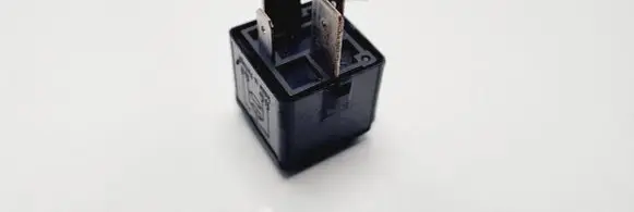 Volkswagen PASSAT B6 Other relay 1K0951253A