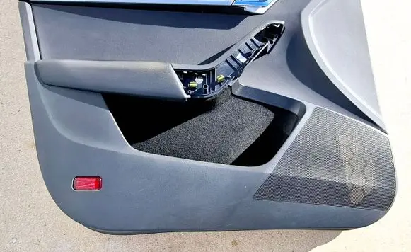 Skoda Octavia Mk3 (5E) Front door card panel trim 5E1867013