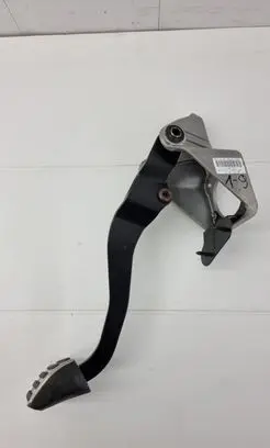Mercedes-Benz ML W164 Brake pedal A1642902301