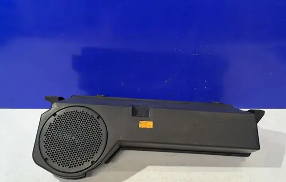 Mercedes-Benz R W251 Subwoofer speaker A2518200002