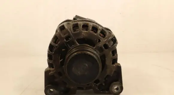 Dacia Logan II Generator/alternator 231008385R
