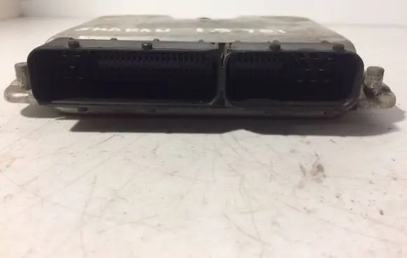 Volkswagen Sharan Engine control unit/module 038906019J 28SA4558