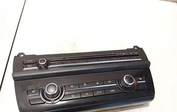 BMW 5 F10 F11 Climate control unit 930614901