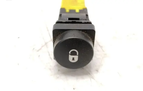 Citroen Xsara Picasso Central locking switch button 