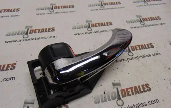 Toyota RAV 4 (XA30) Front door interior handle