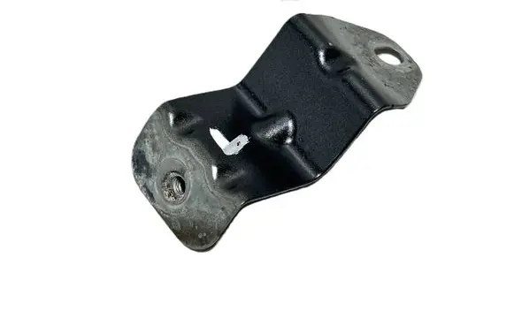 Audi A4 S4 B9 8W Fender mounting bracket 8W0821471 44862