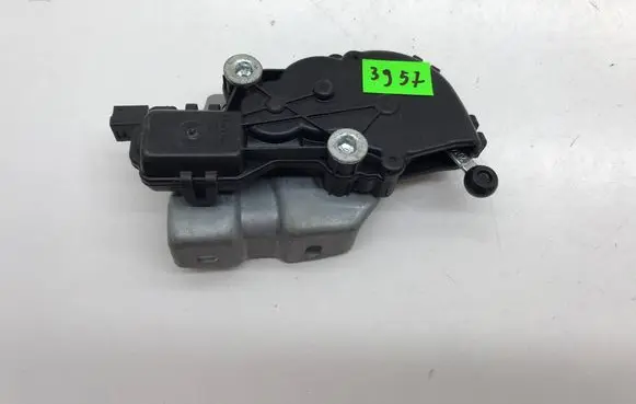 Mercedes-Benz GL X166 Vent window/glass motor A1666700004 C02230103 00429262