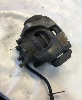 Ford Mondeo MK V Front brake caliper Dg9c2b134c