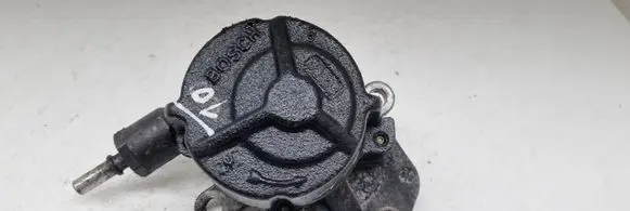 Peugeot 406 Vacuum pump