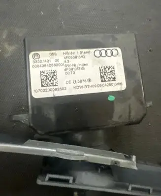 Audi A6 S6 C6 4F Ignition lock 4F0909131G 4F0910131G 33301401