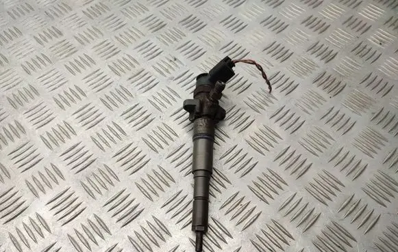 BMW 1 E81 E87 Fuel injectors set 7793836 0445110216