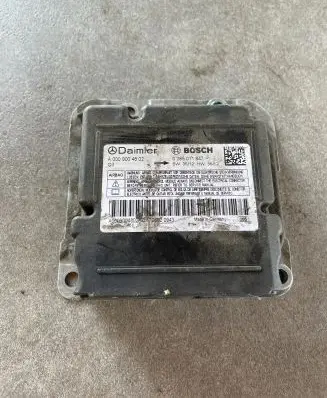Mercedes-Benz Sprinter W906 Airbag control unit/module A0009004802 0285011847