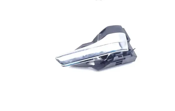 Toyota Hilux VIII Front door interior handle 
