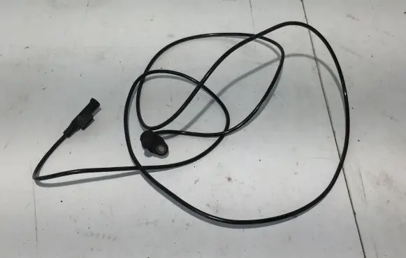 Mercedes-Benz Sprinter W906 ABS rear brake sensor A9065404117004
