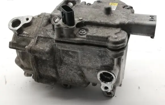 Toyota Yaris Air conditioning (A/C) compressor (pump) 0422001501