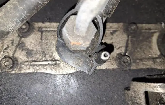 Audi A6 S6 C6 4F Fuel injector