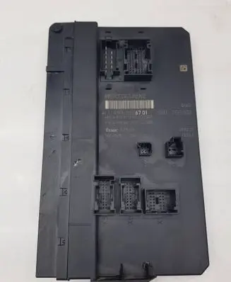 Volkswagen Crafter SAM control unit A9069006701 ZGS002 A9069013100ZGS003