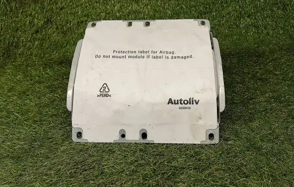 Volvo C30 Passenger airbag 8623351