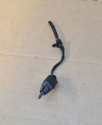 Audi A4 S4 B8 8K Outside/exterior temperature sensor 8Z0820535A