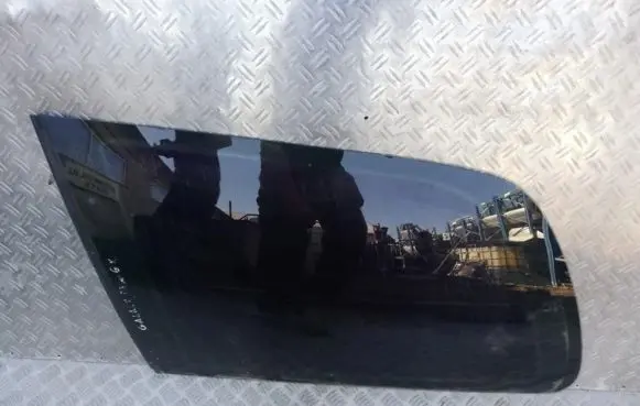 Ford Galaxy Rear side window