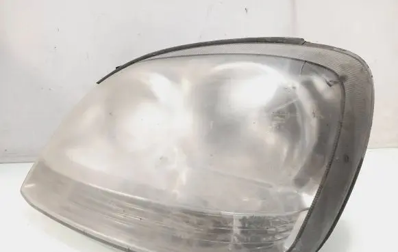 Nissan Almera Tino Headlight/headlamp