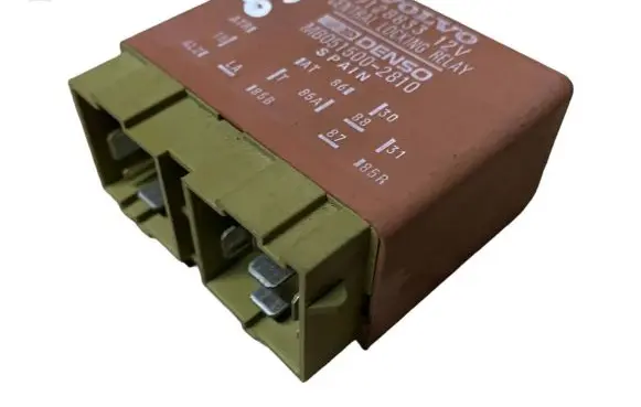 Volvo 850 Central locking relay 9128833 MB0515002810