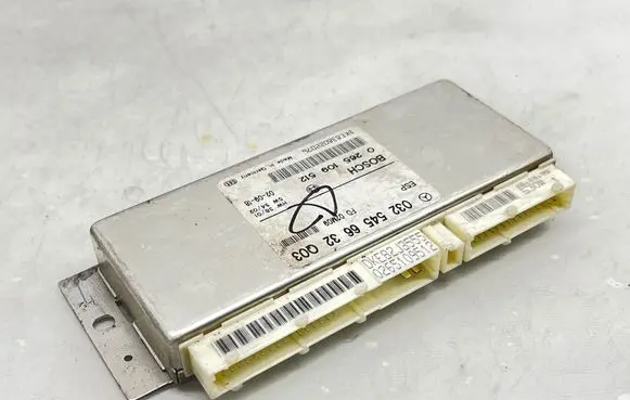 Mercedes-Benz E W211 ESP (stability system) control unit 0325456632 0265109512