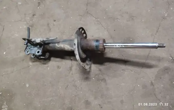 Opel Astra H Front shock absorber/damper