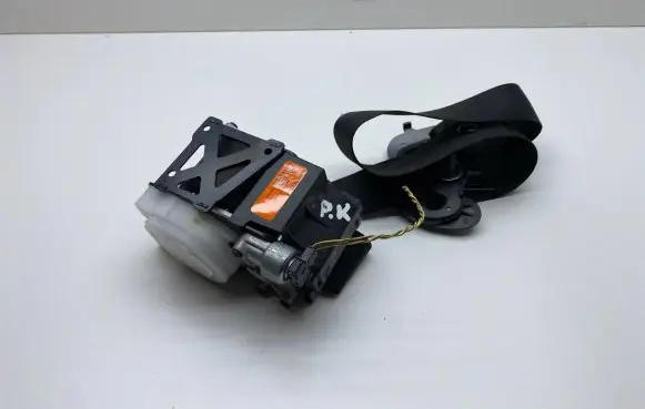 BMW X5 E70 Front seatbelt S2717196708S 305869899001