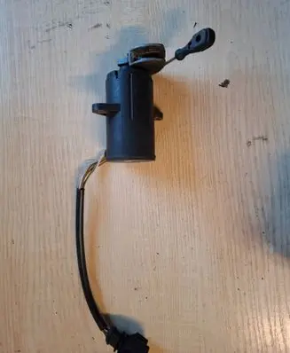 Audi A3 S3 8L Accelerator throttle pedal 0285001043