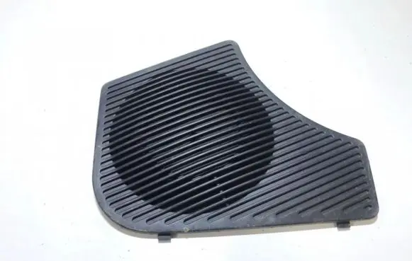 Side speaker trim/cover