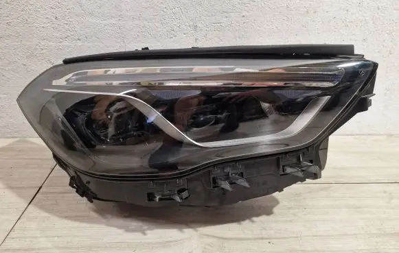Mercedes-Benz GLA H247 Headlight/headlamp A2479064204
