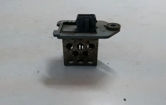 Citroen Xsara Picasso Fan control module 9641212580