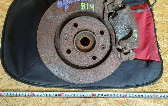 Citroen Berlingo Front brake caliper