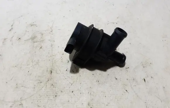 Audi Q5 SQ5 Electric auxiliary coolant/water pump 06H121079