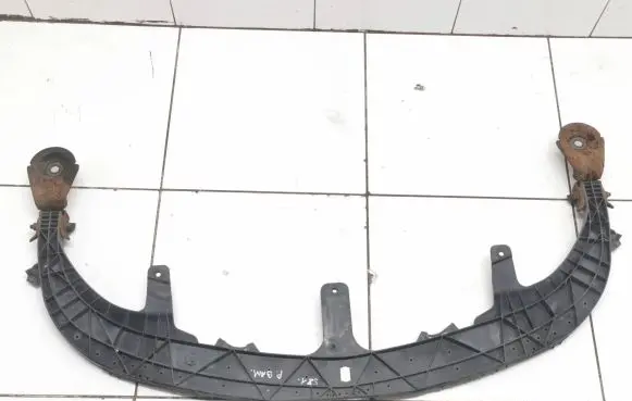 Front bumper lip