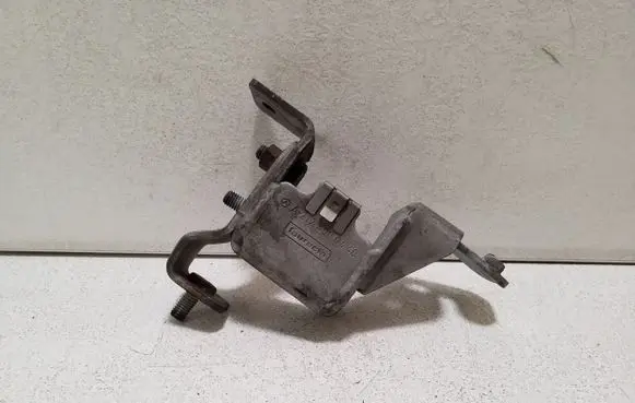 Mercedes-Benz CLS C218 X218 Other engine bay part A2124900440