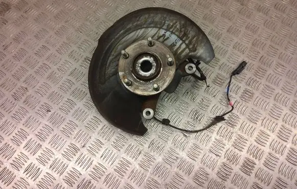 Mitsubishi Outlander Front wheel hub spindle knuckle