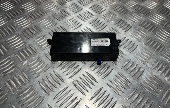 KIA Xceed Antenna control unit 96240-J7000