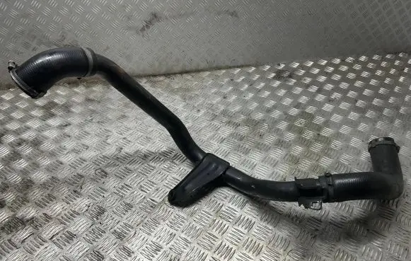 Volvo V50 Engine coolant pipe/hose