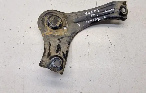 Hyundai Tucson TL Engine mounting bracket