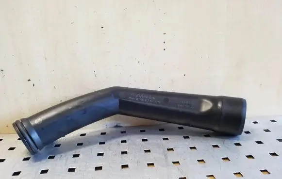 Mercedes-Benz GLC X253 C253 Intercooler hose/pipe A2740980207
