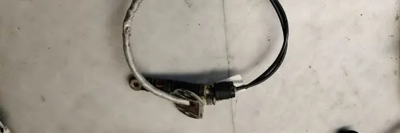 Volvo C70 Gear shift cable linkage 30759142