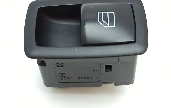Mercedes-Benz R W251 Electric window control switch A2518200510 03128150 9051679300