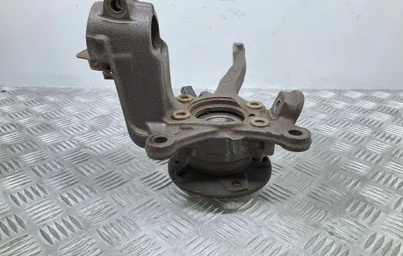 Skoda Yeti (5L) Front wheel hub 1K06N WHT003856
